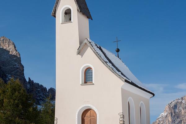 Grödner Joch | 2.121 m | Wolkenstein  Corvara – Bild 1 vergrößern