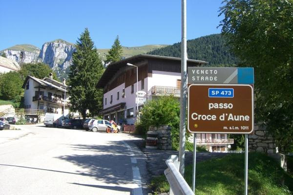 Passo di Croce d’Aune | 1.015 m | Aune, BL, Italien  Pedavena – Bild 1 vergrößern